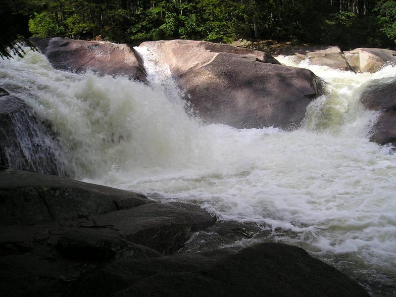 PemiBridgeHike (36).JPG - It was really quite a sight to see the falls in all their glory.